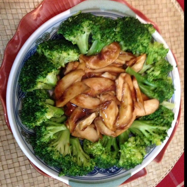 杏鲍菇扣西兰花