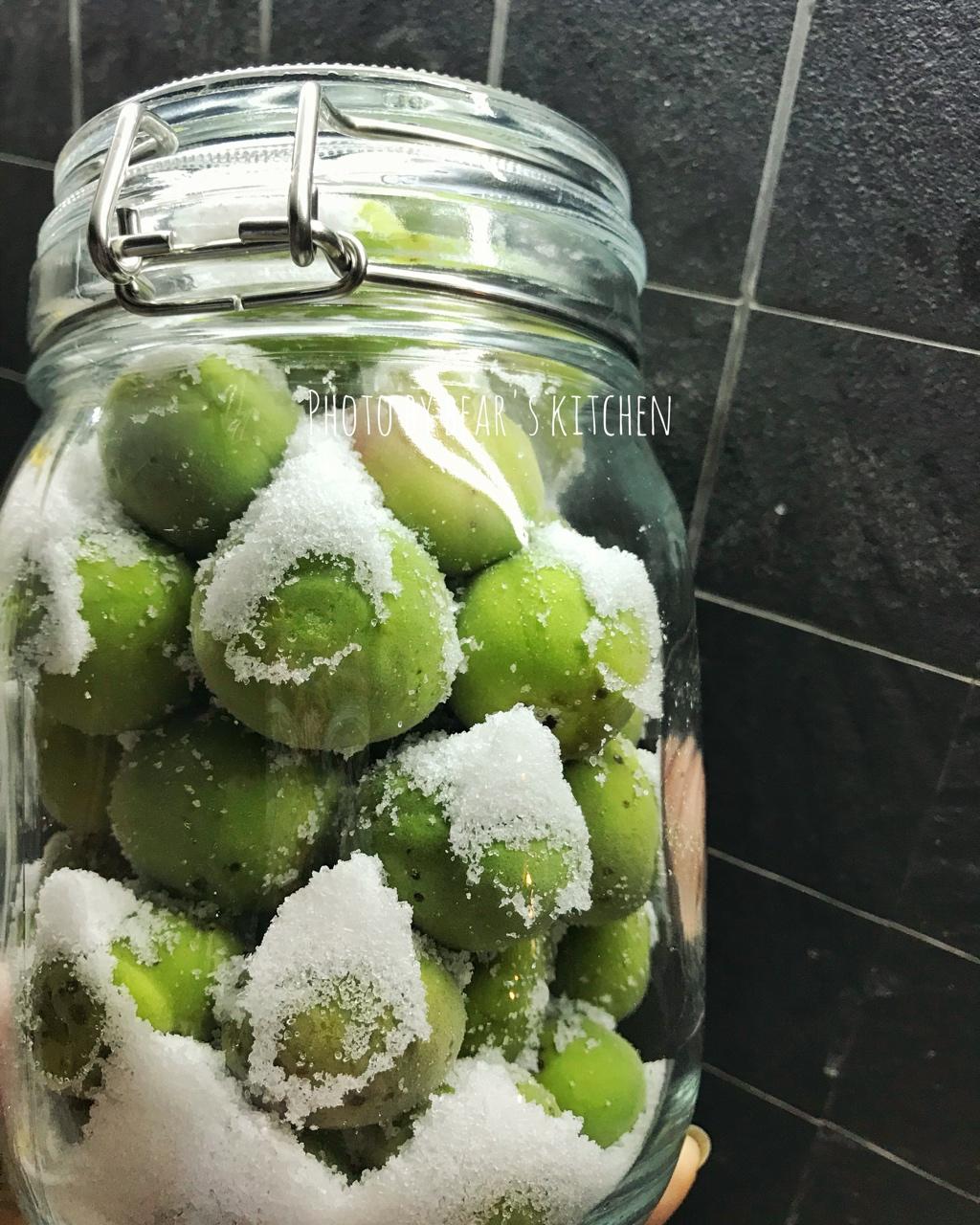 熊熊de厨房做的塩梅干し盐渍青梅