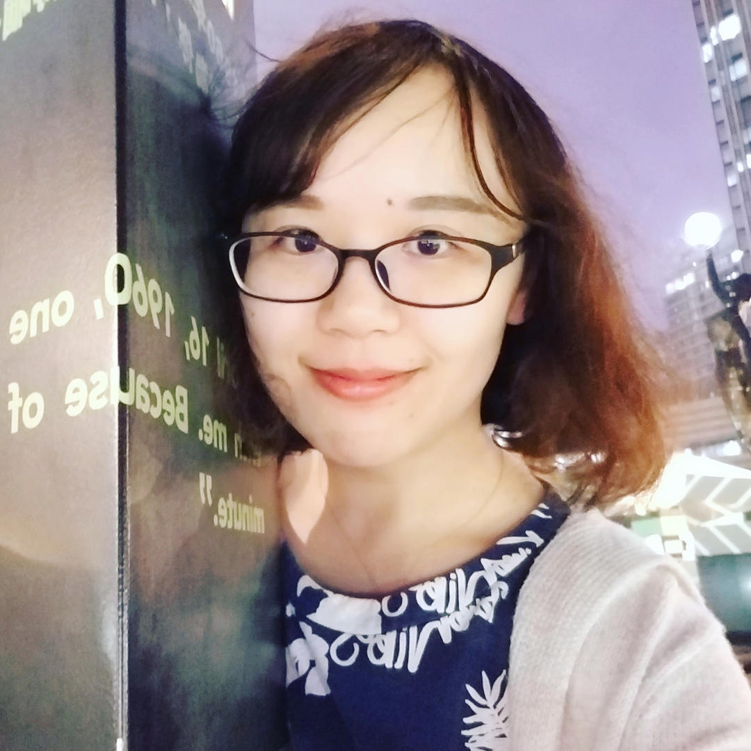鹿鹿米娅