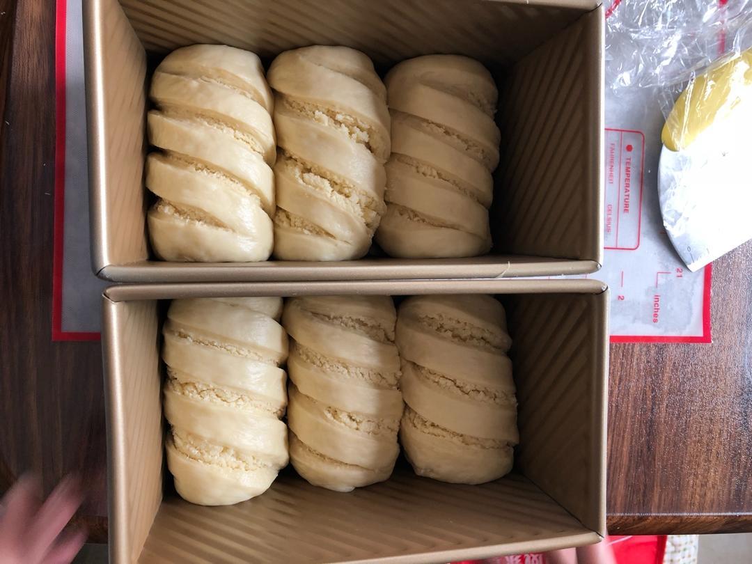 椰蓉小吐司