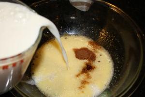 Light Eggnog（cooked）轻蛋酒的做法 步骤2