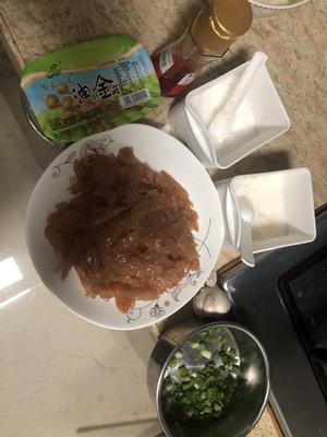 金针菇拌海蜇头（温州风味）的做法 步骤1