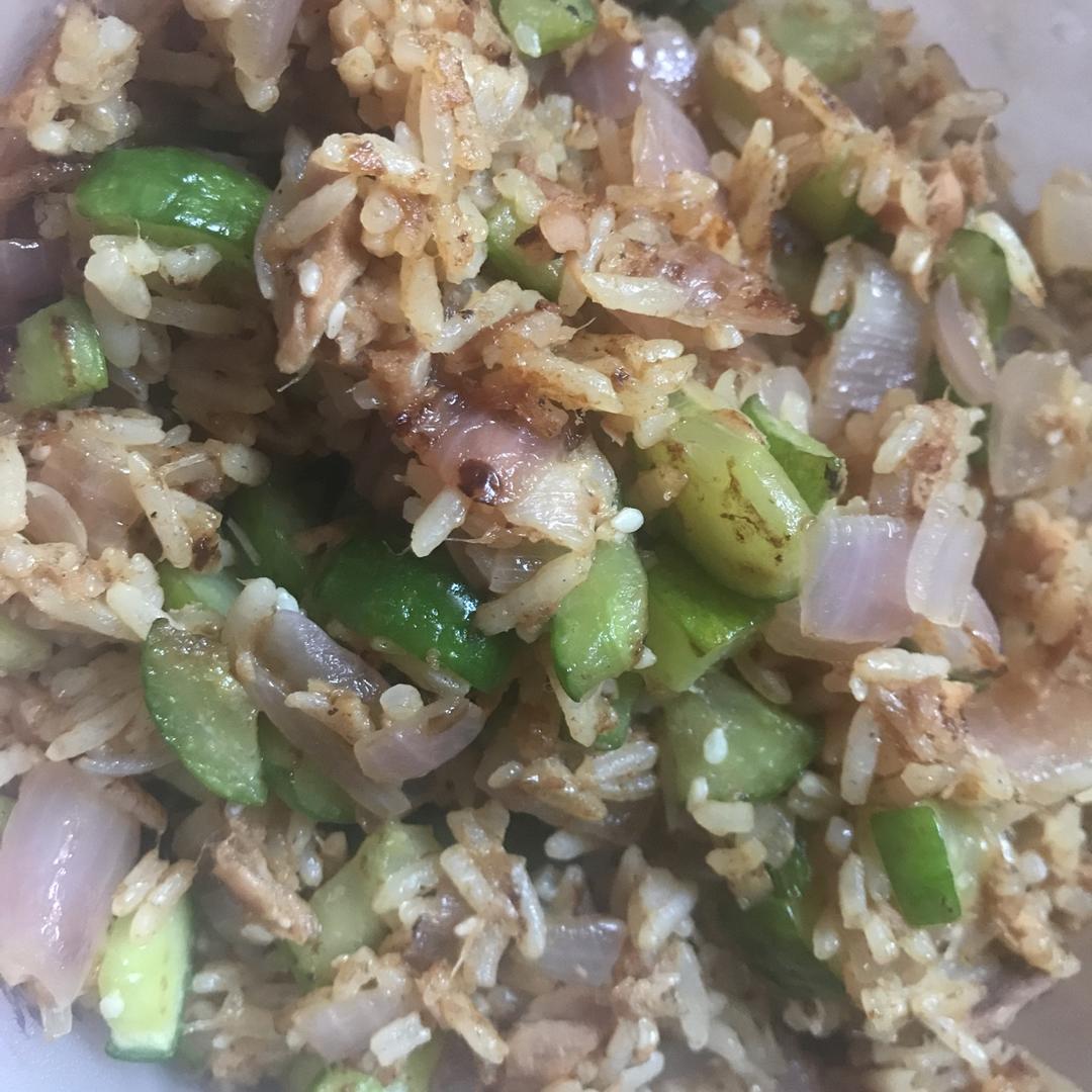 三文鱼炒饭