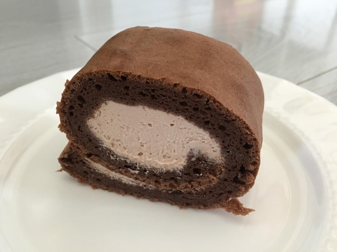 棂ww做的可可戚风蛋糕卷