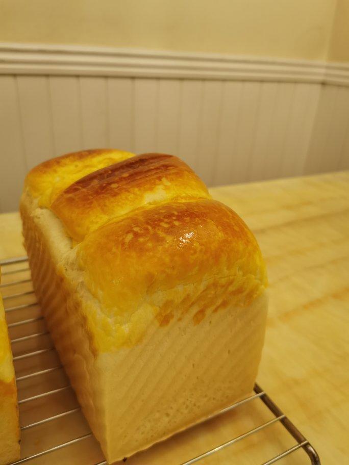 吴克己手撕炼乳吐司