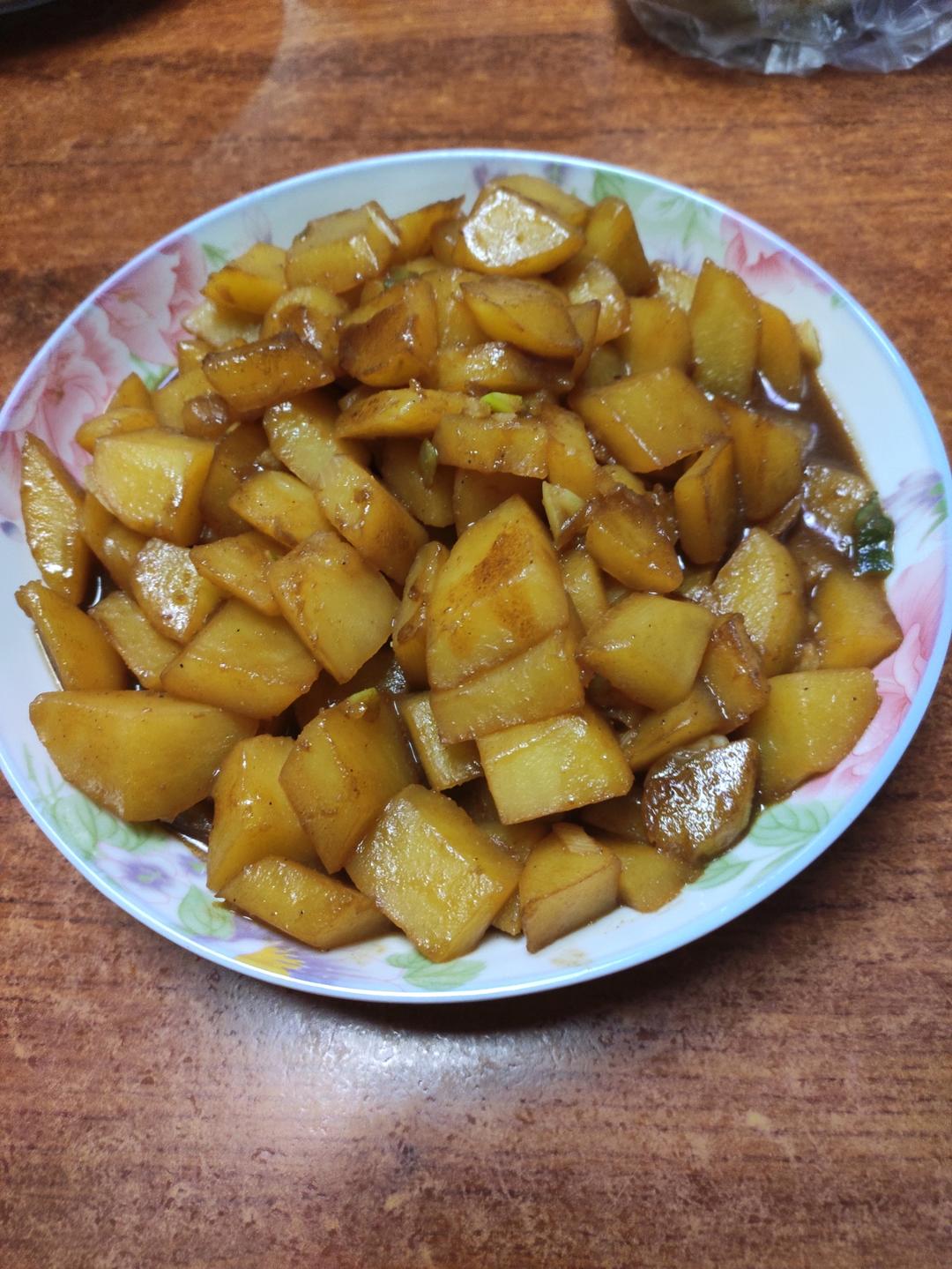 好吃到停不下来的红烧土豆