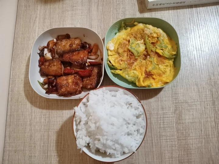 让不爱吃苦瓜的小孩都爱上它——苦瓜煎蛋