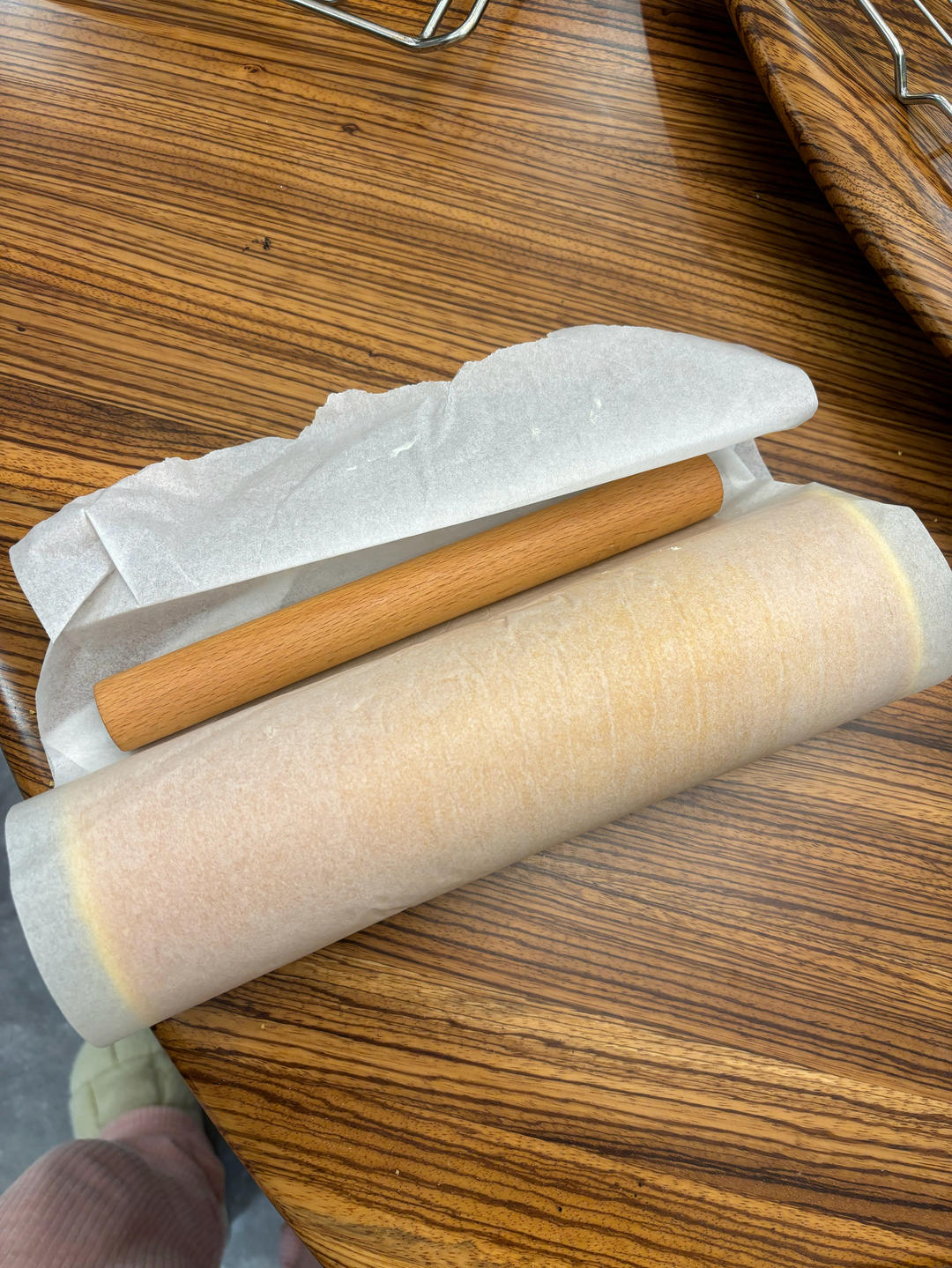 蛋糕卷这样做‼️不掉皮不开裂（小视频食谱）