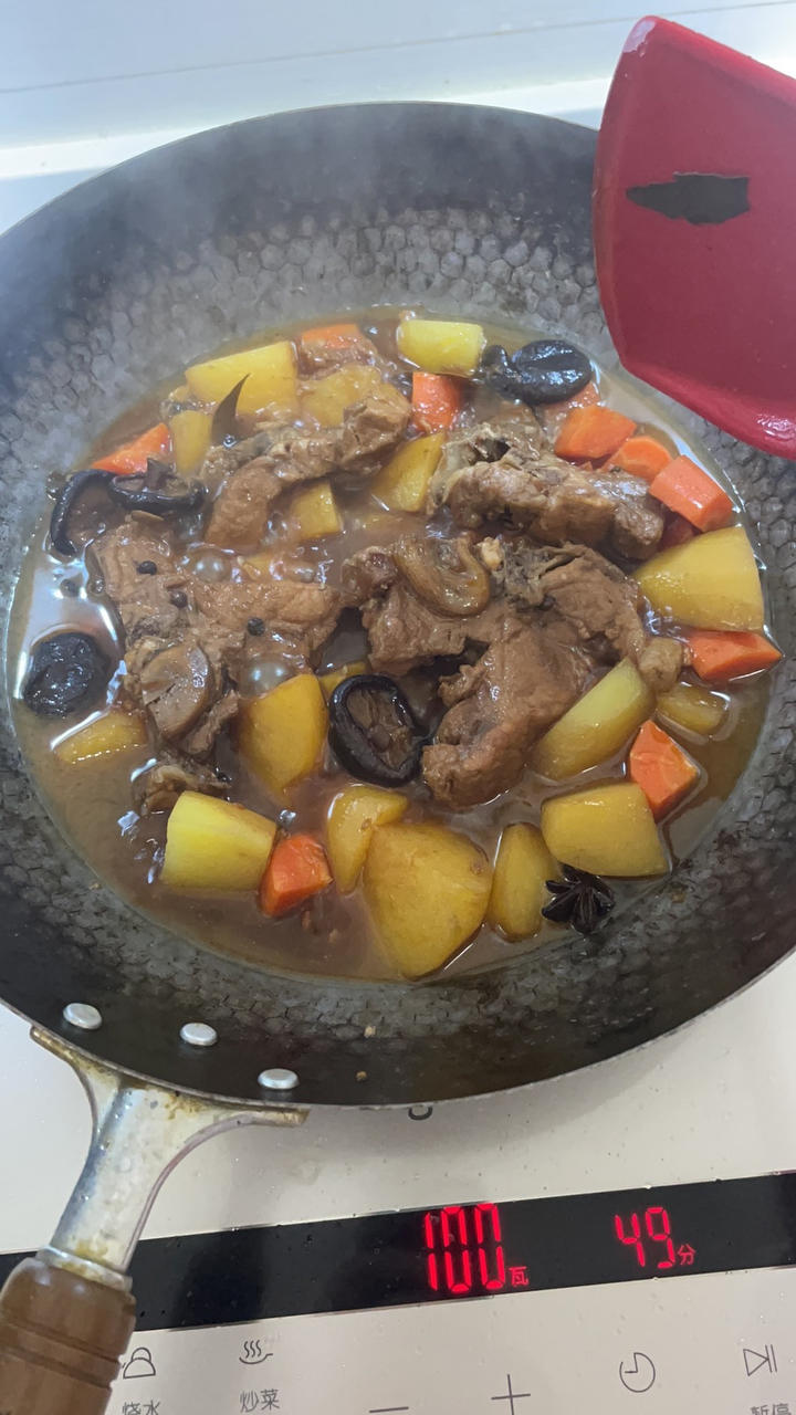 土豆炖排骨