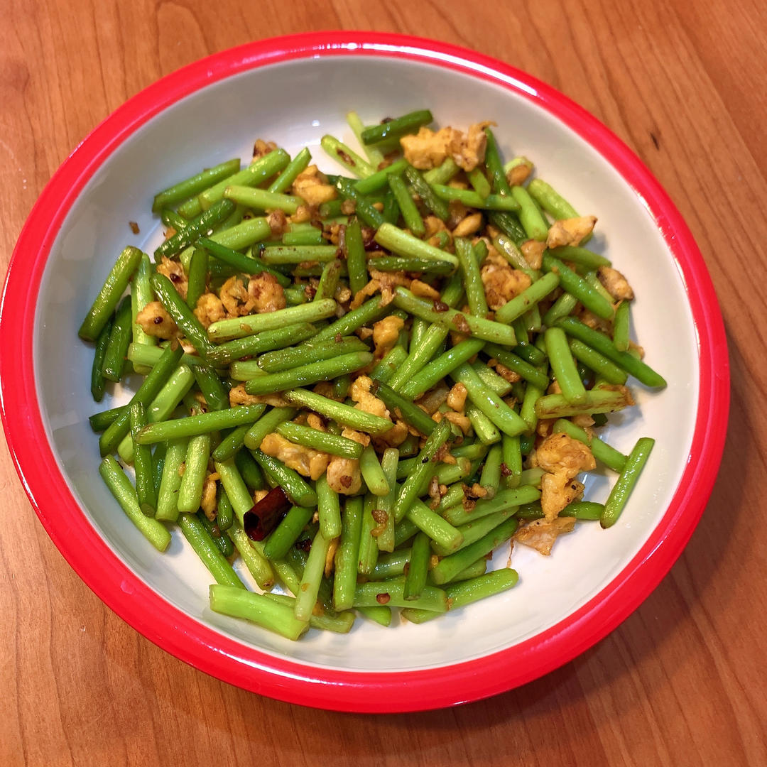 蒜薹炒鸡蛋