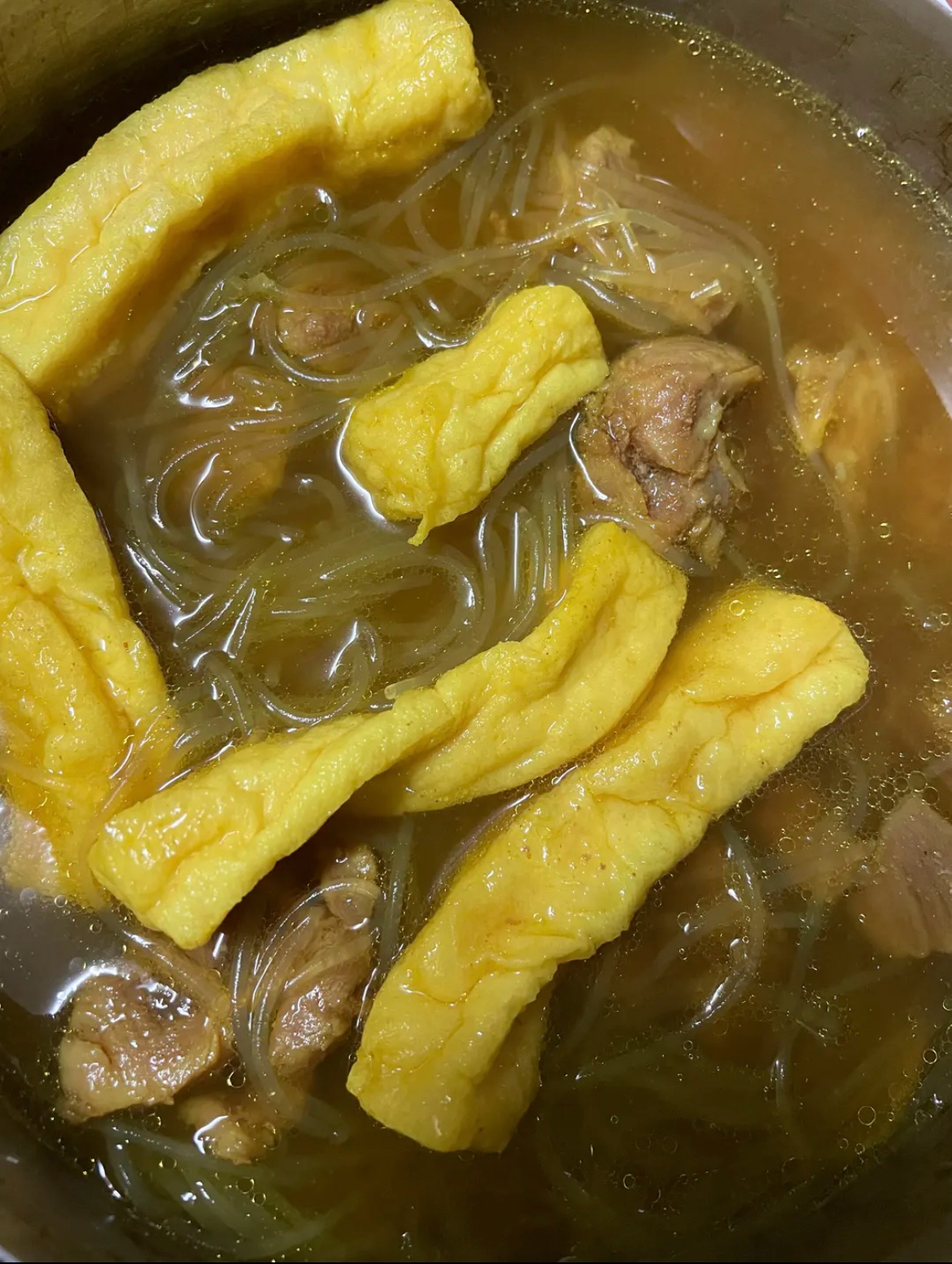 小美菜谱：牛肉咖喱粉丝汤的做法