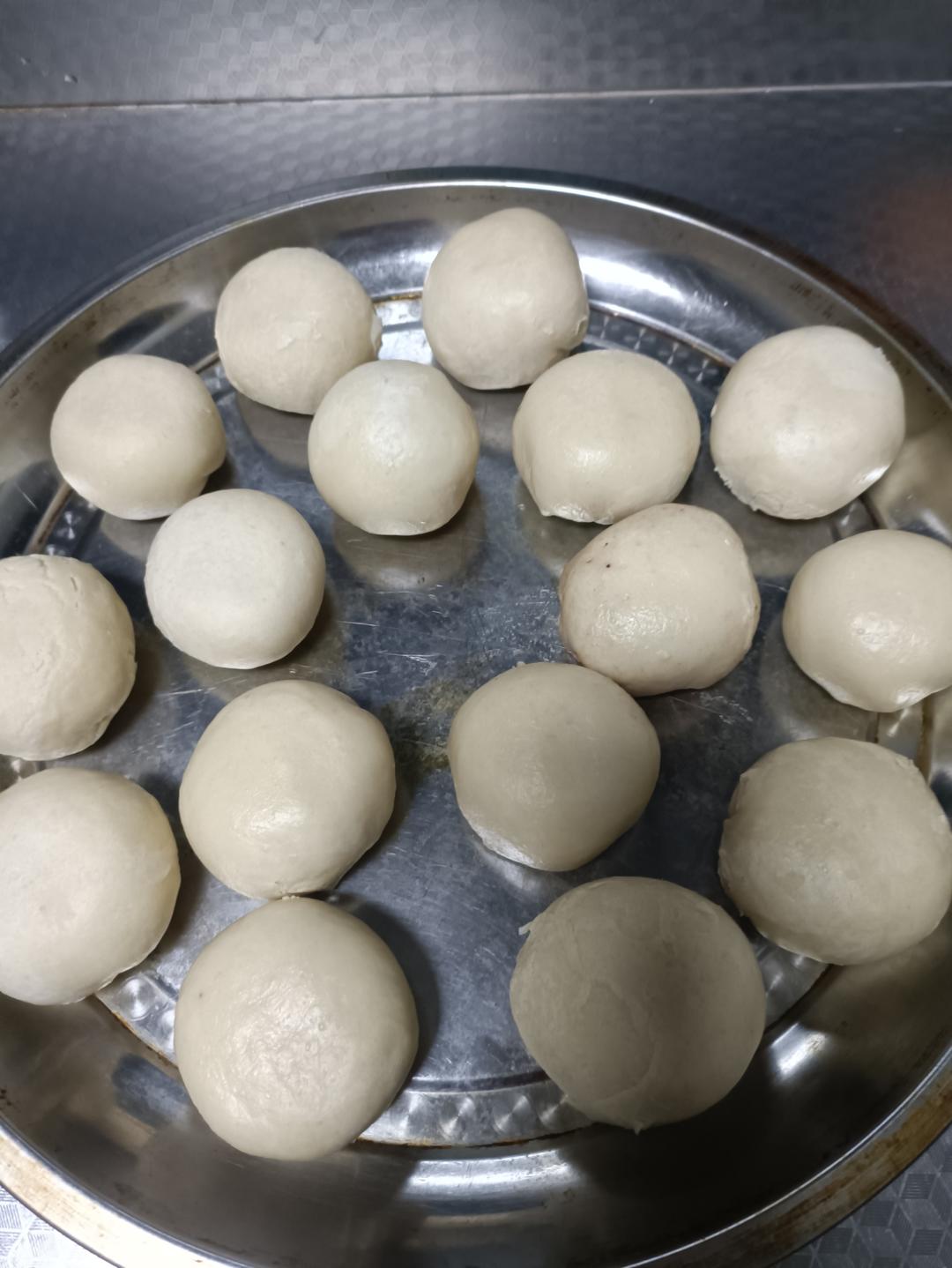 外酥里软，酥到掉渣的中式酥皮点心，爆好吃