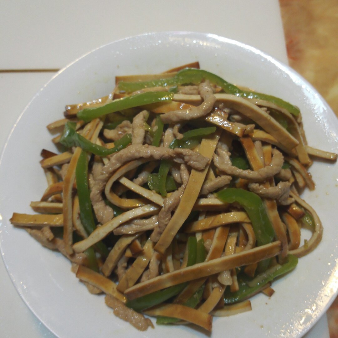 青椒豆干炒肉丝