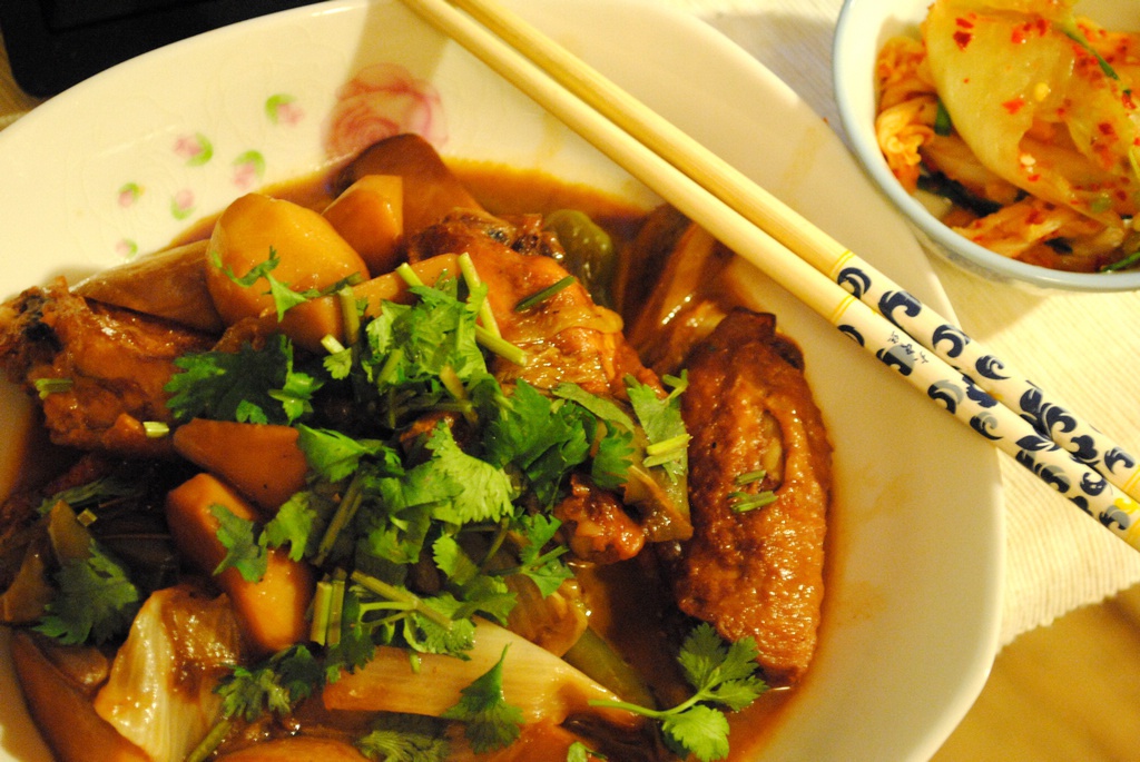 杏鲍菇烧鸡翅