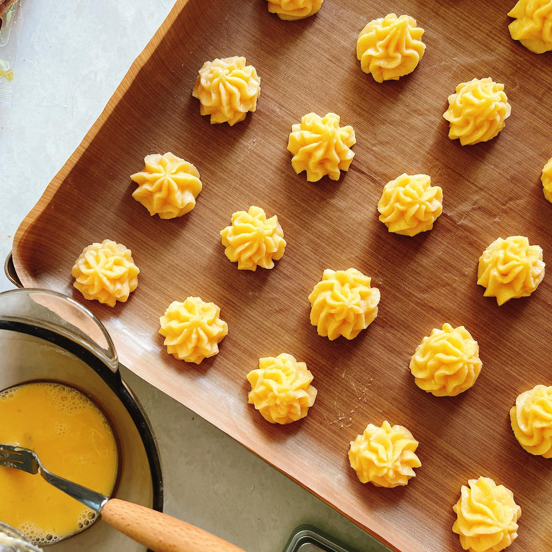 简单易成功的奶油小泡芙做法