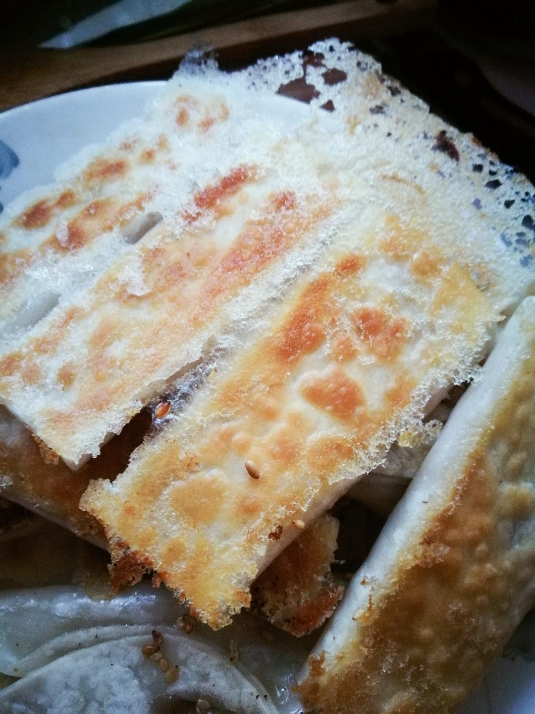 三鲜锅贴