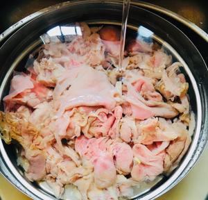 超级简单的清炖羊胎盘汤的做法 步骤1