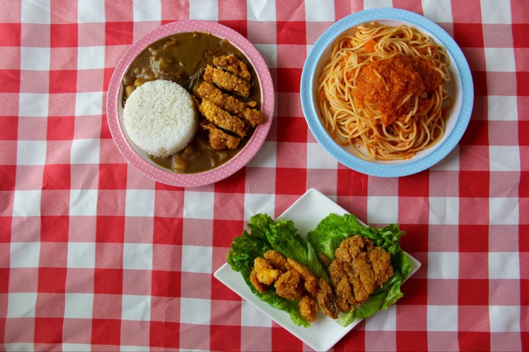炸鸡排咖喱饭