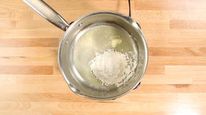 西兰花鸡肉煮贝壳粉的做法 步骤3