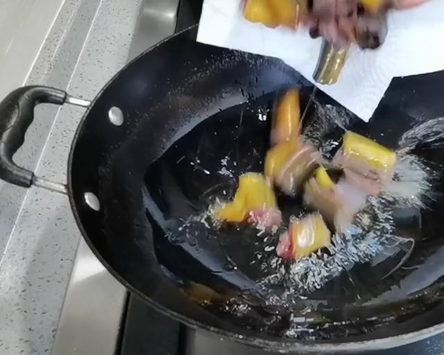 Q弹鲜香的红烧鳝鱼，三块鳝鱼可下一碗白米饭的做法 步骤4