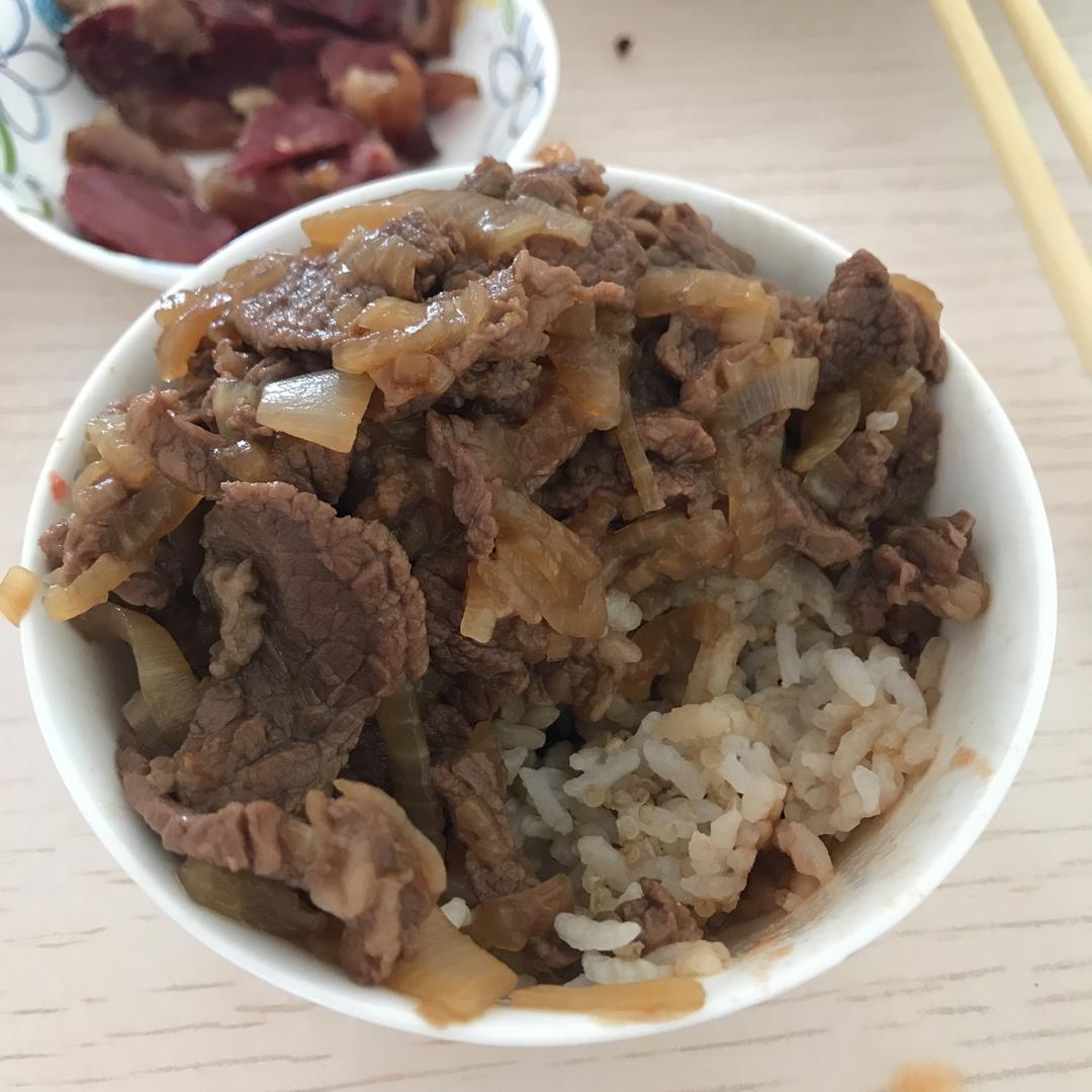 吉野家牛肉饭（牛丼）