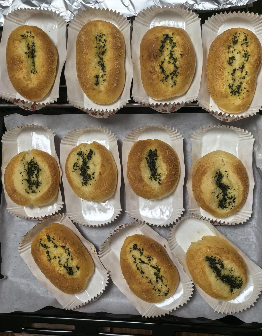 黄金芝士蒜香法式软面包｜芝香浓郁
