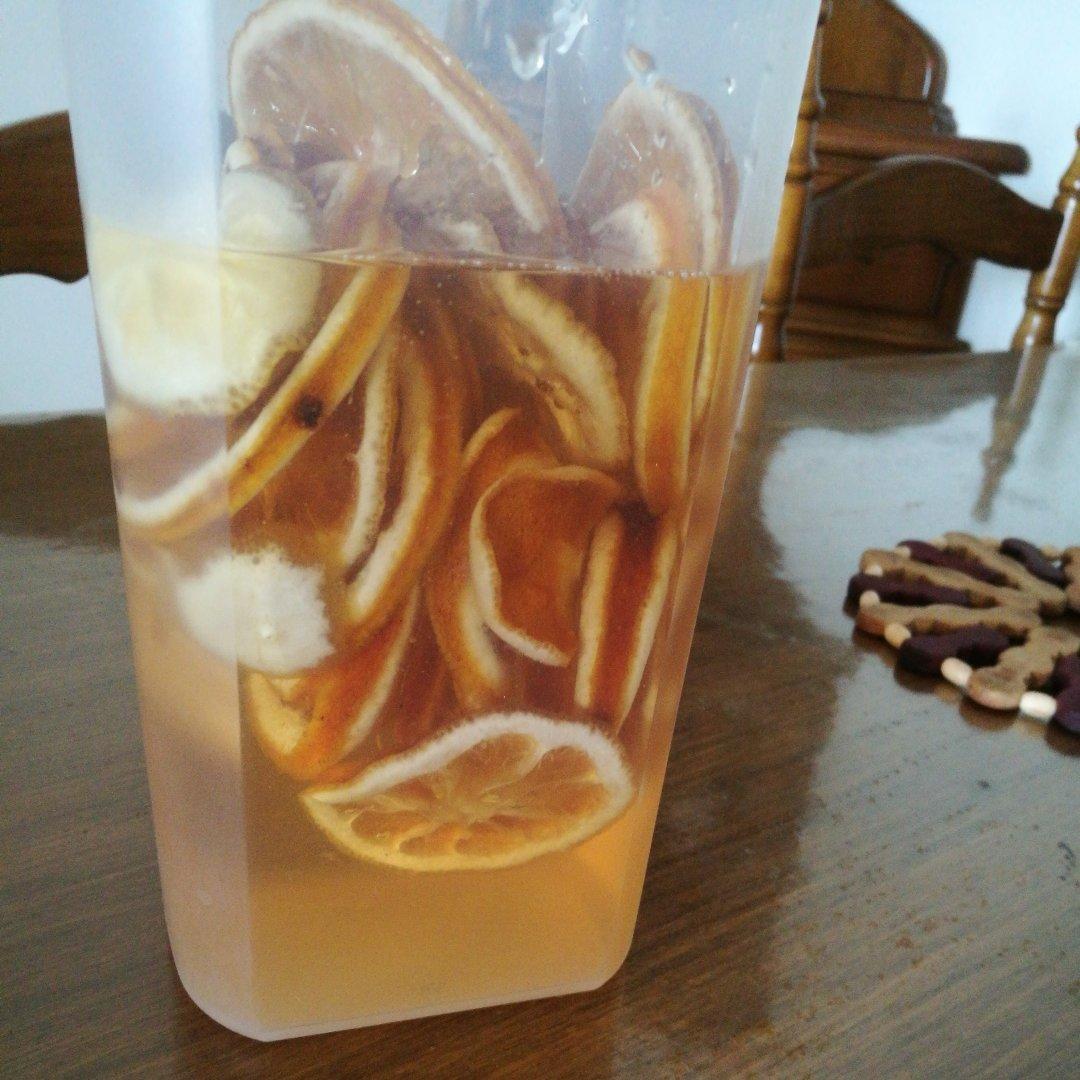 老冰糖炖柠檬