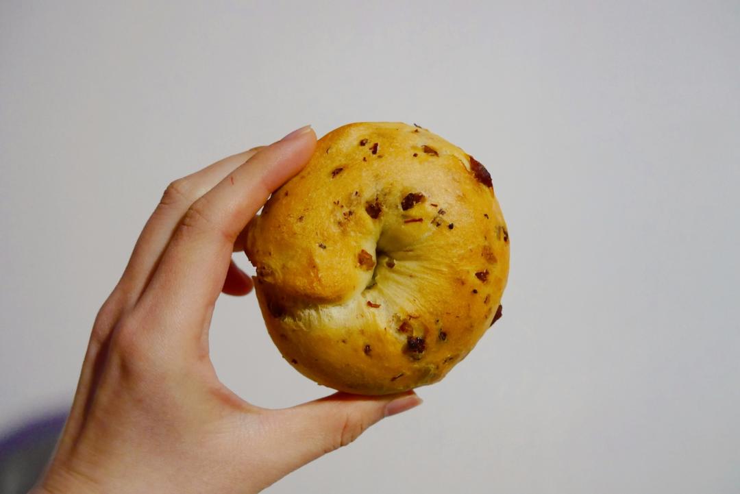 香蕉酵液鲁邦种闽南风肠贝果的做法