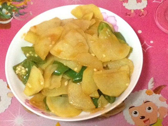 青椒番茄土豆片