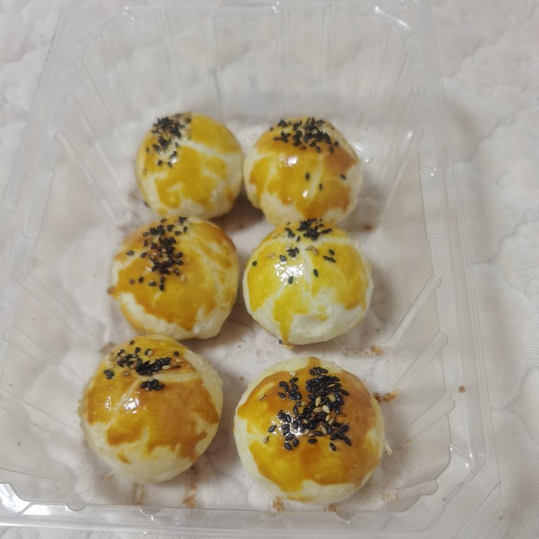 蛋黄酥