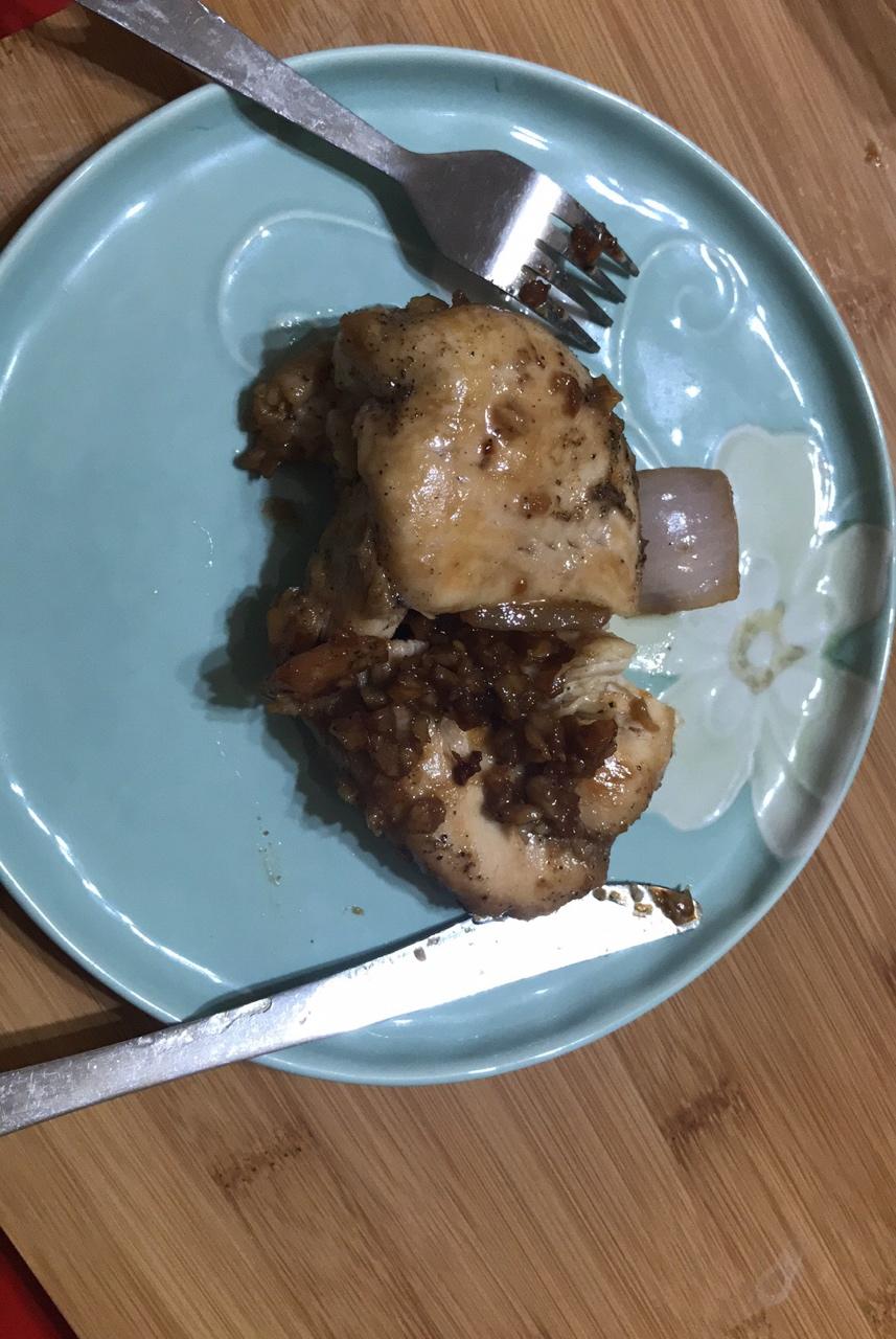 香煎鸡胸肉(蜂蜜蒜香)