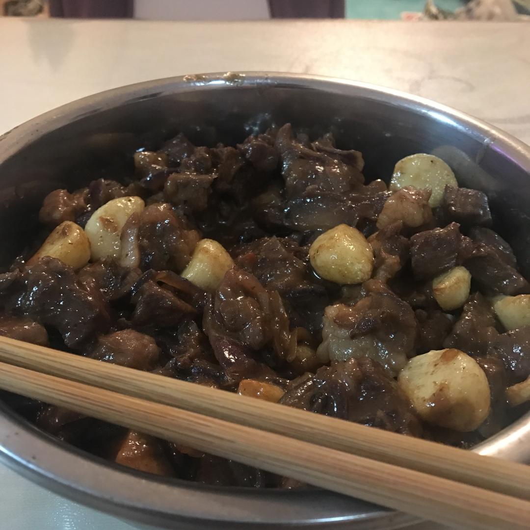 黑蒜子牛肉粒