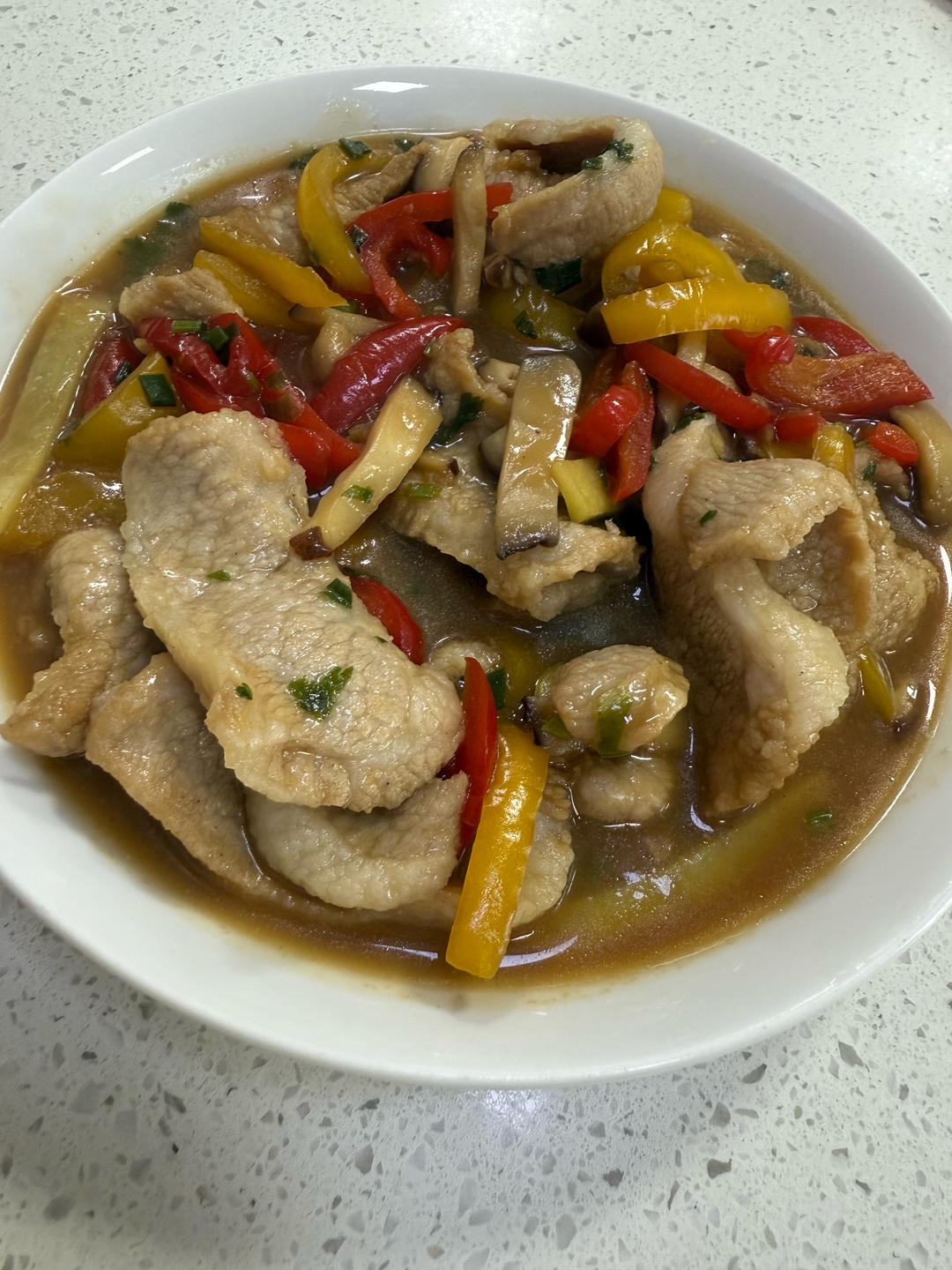 快手小炒“猪颈肉”香嫩滑