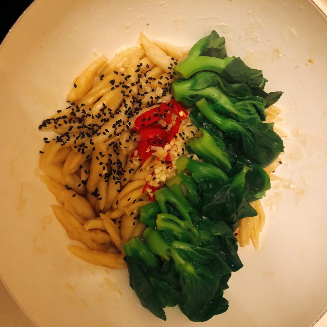 【剪刀面】不用拉拉扯扯，做出超棒的手工面！