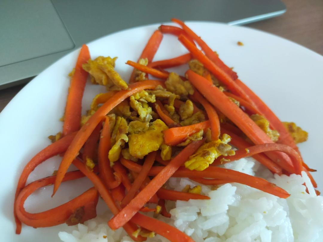 胡萝卜炒鸡蛋