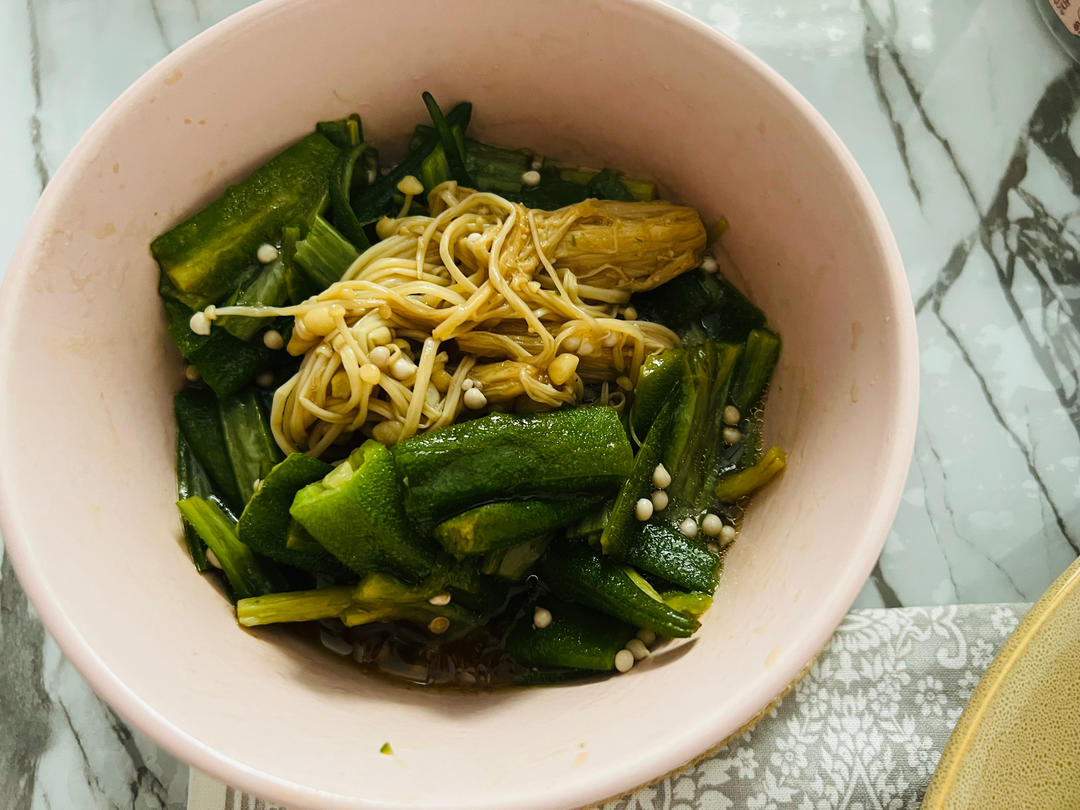 凉拌秋葵