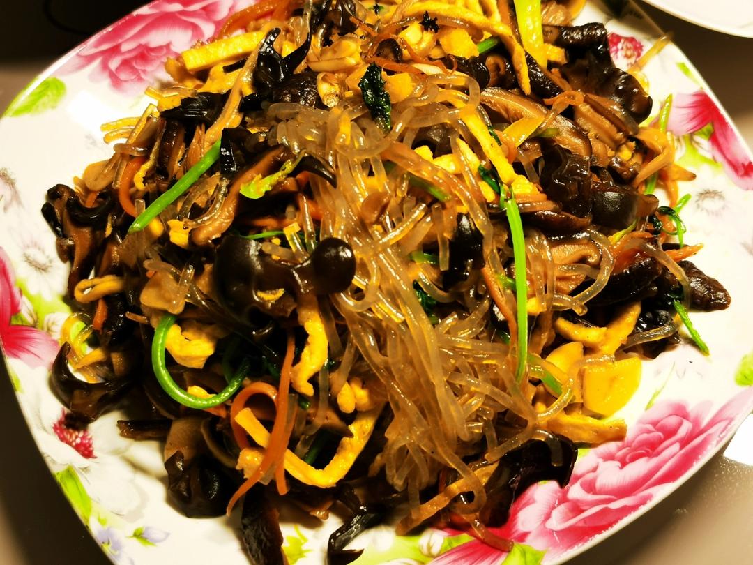 堂妈小厨——简易韩式炒杂菜