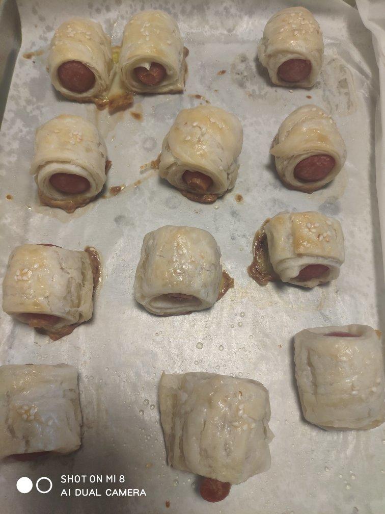 烤箱-香肠可颂🥐（手抓饼版）