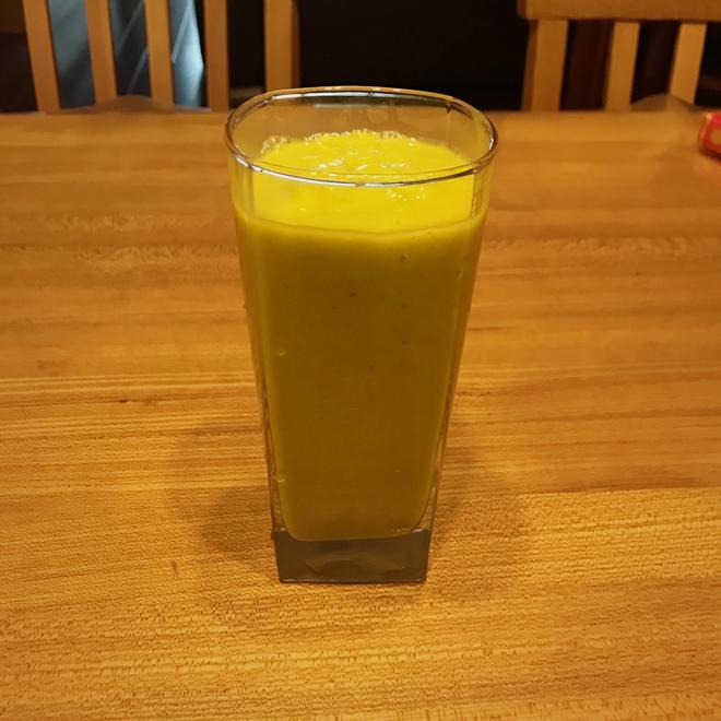 鳄梨鲜橙汁的做法
