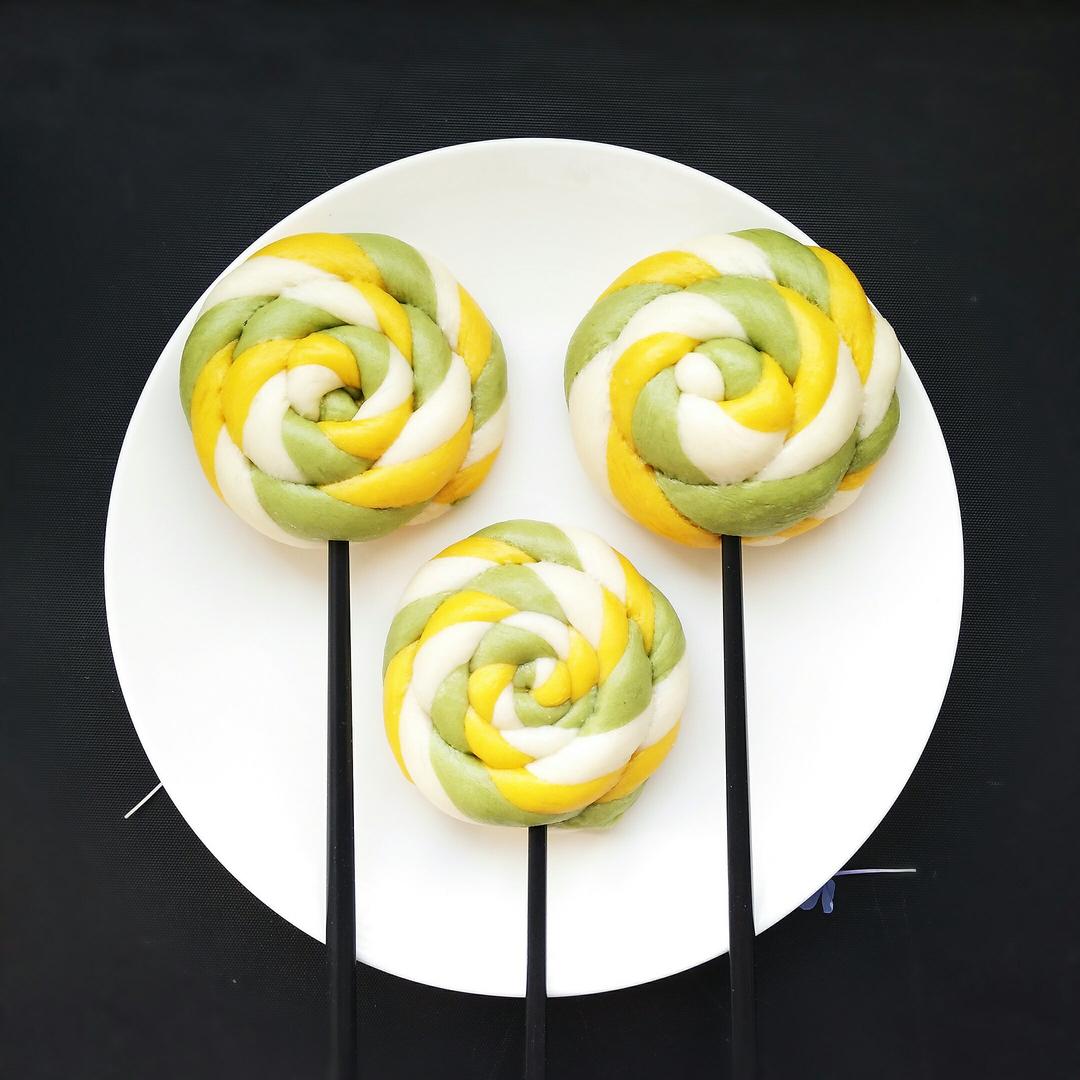 天然果蔬汁彩色棒棒糖馒头