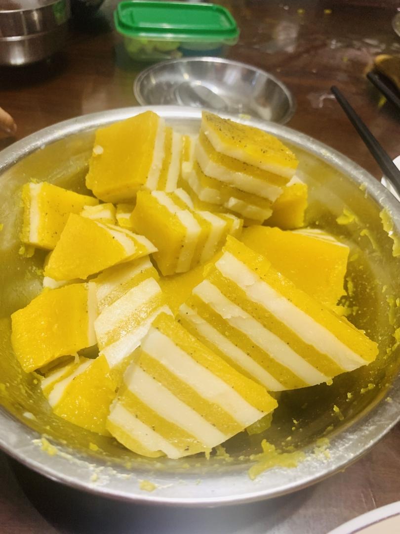 百香果椰浆千层糕