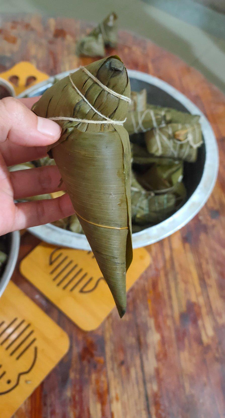 🍃2种经典口味粽子｜碱水米粽（水晶凉粽）&咸蛋黄肉粽