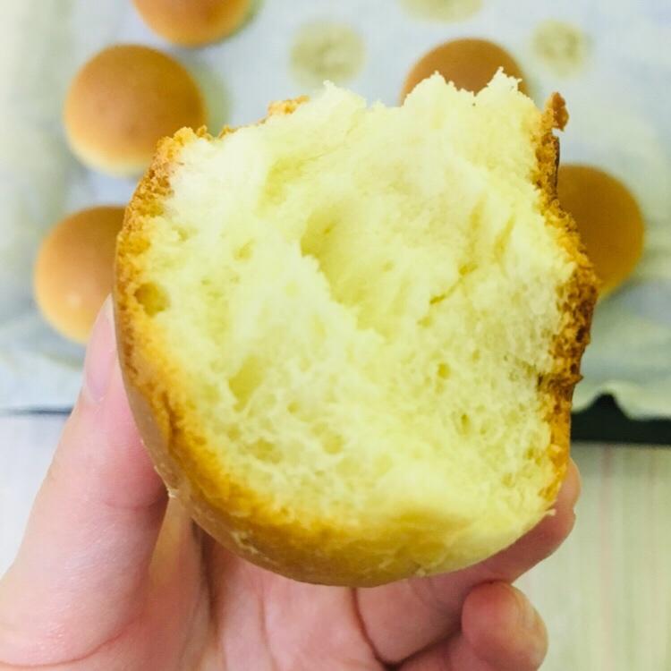 爆松软的鲜奶小面包（一次发酵易出膜）