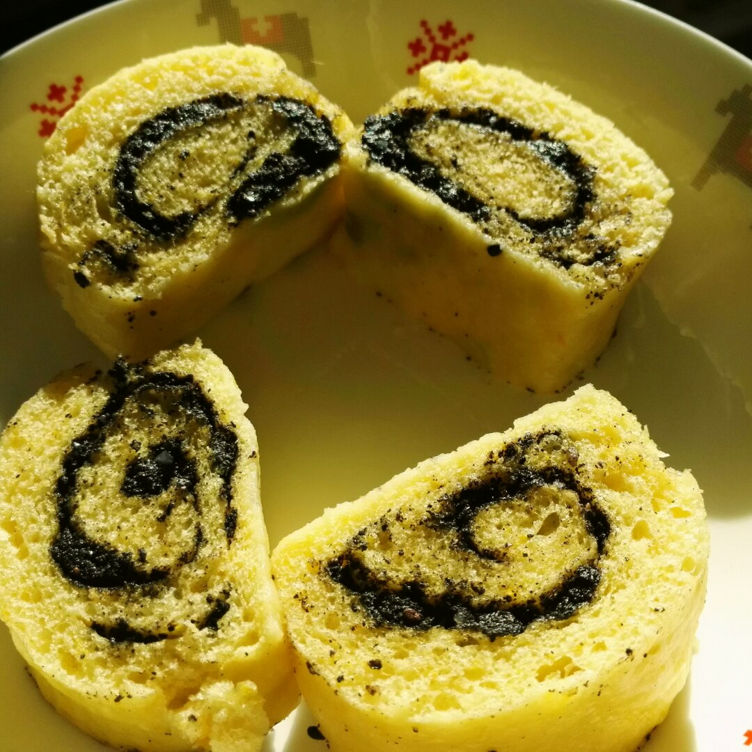南瓜黑芝麻卷
