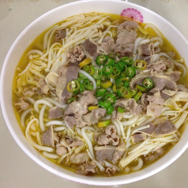 酸汤肥牛