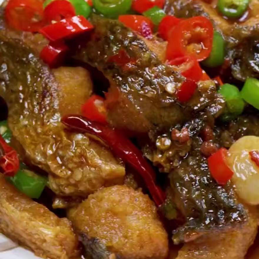 比饭店都好吃的糖醋黑鱼块（无水烹制）