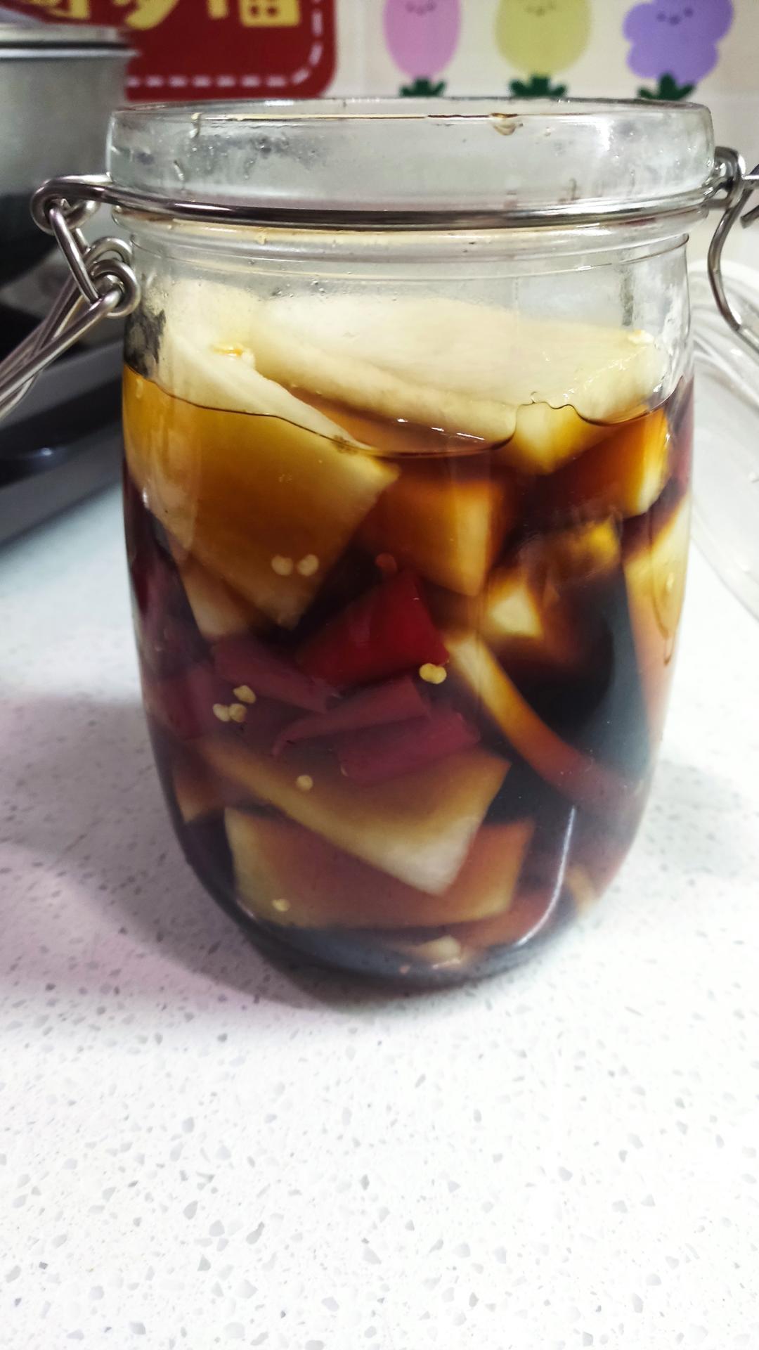 酱香酸辣萝卜条