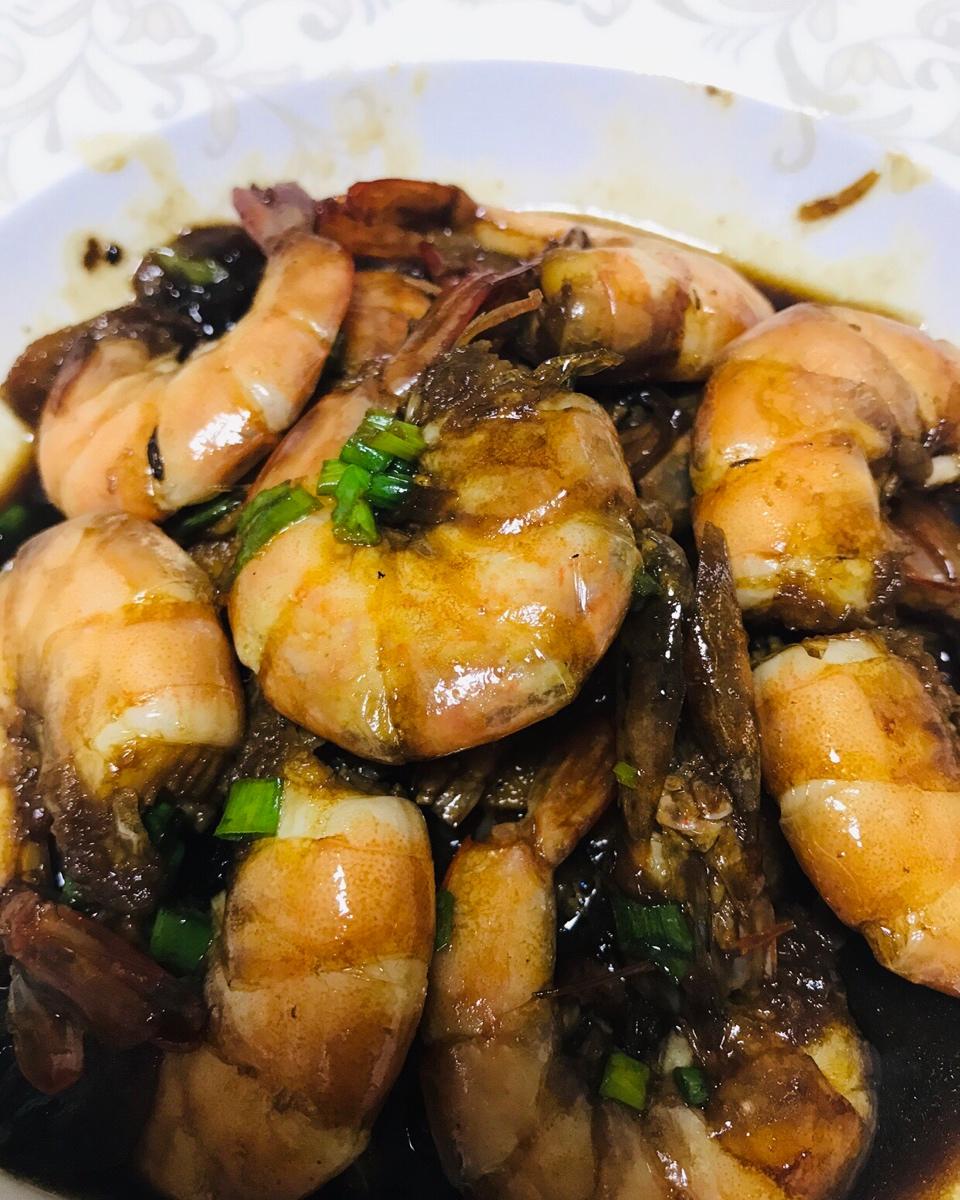 香到舔盘的油焖大虾（详解如何清理好一只虾）