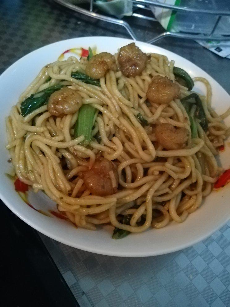上海虾仁炒面