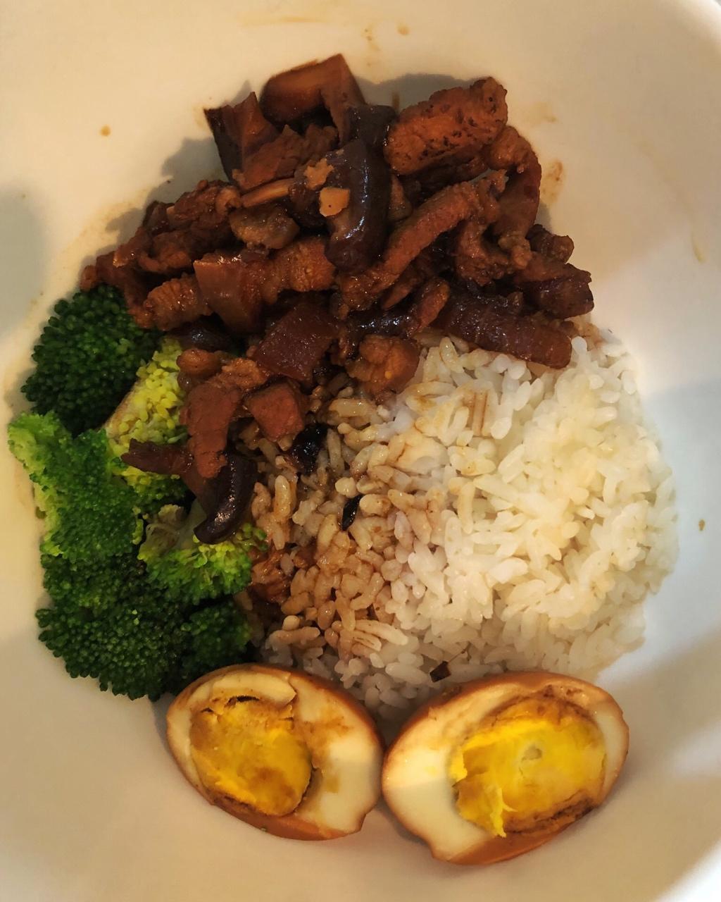 台式卤肉饭